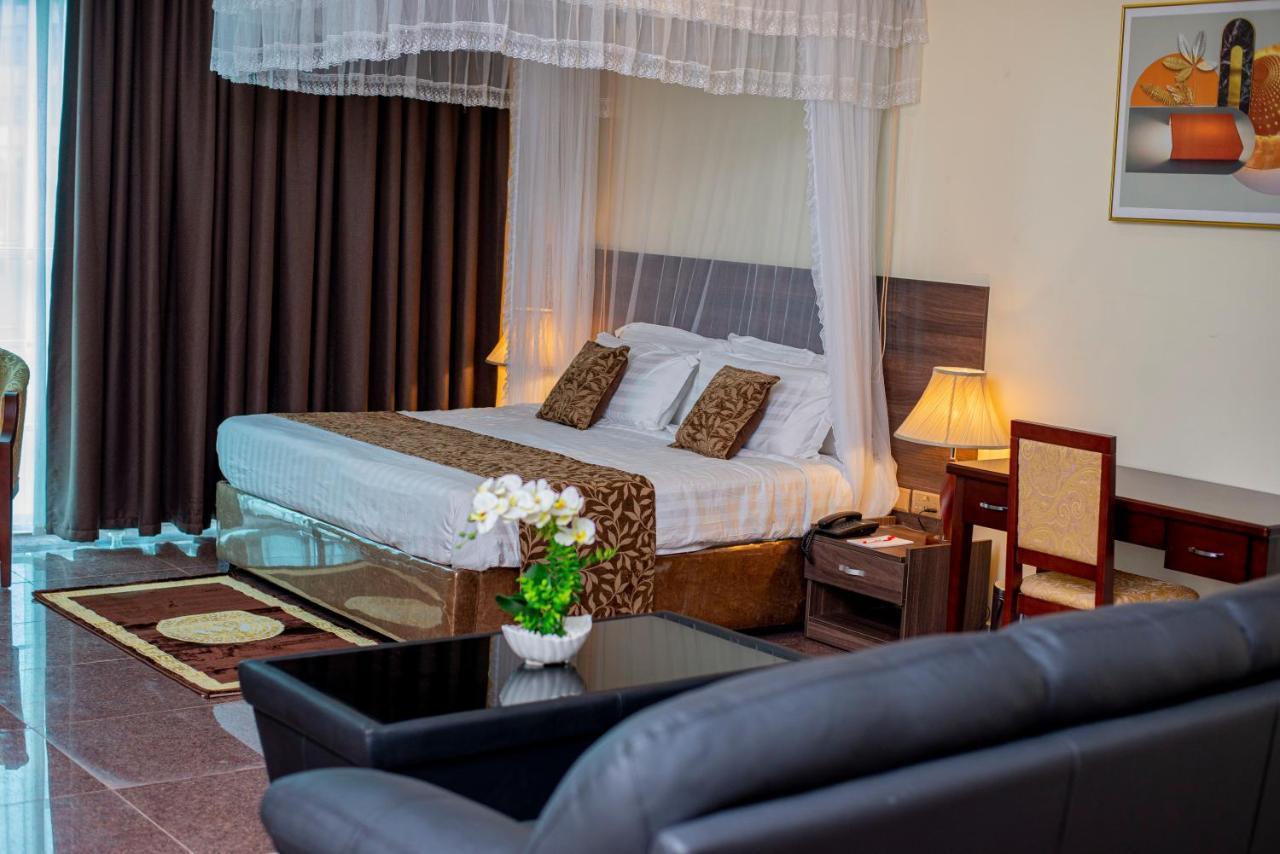 Koki Hotel Kampala Exteriér fotografie