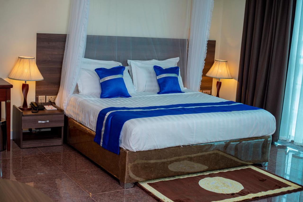 Koki Hotel Kampala Exteriér fotografie