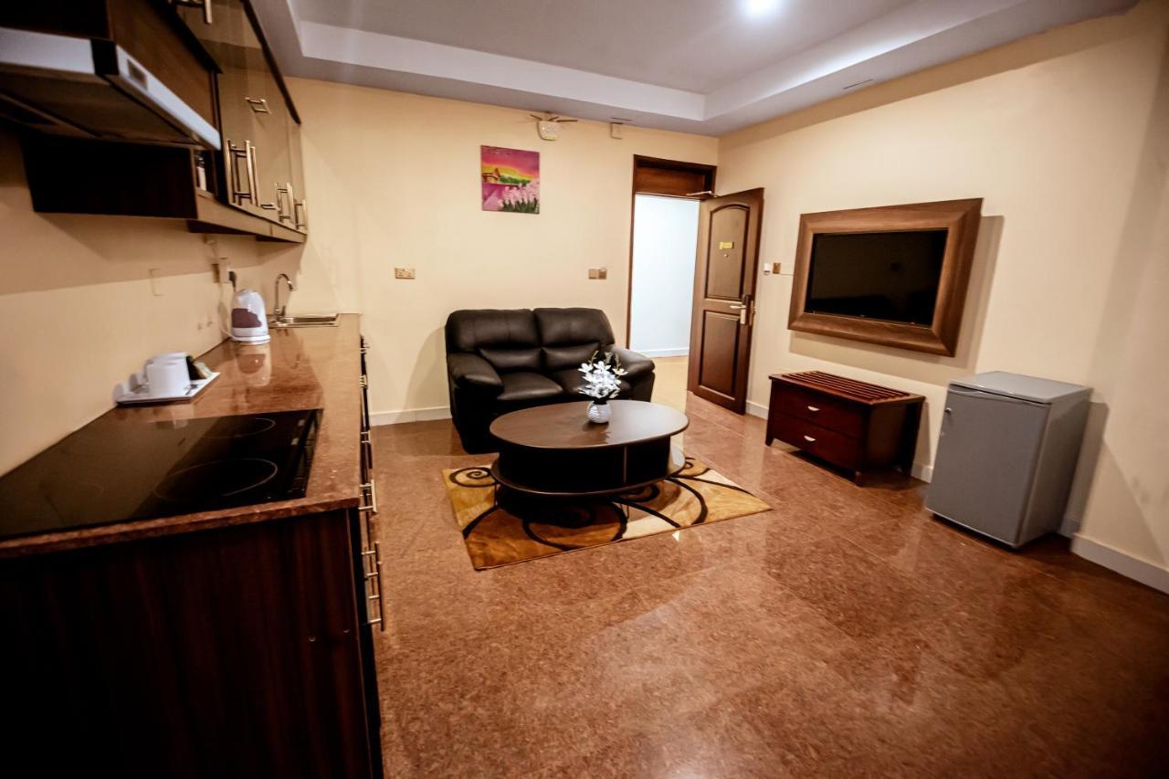 Koki Hotel Kampala Exteriér fotografie