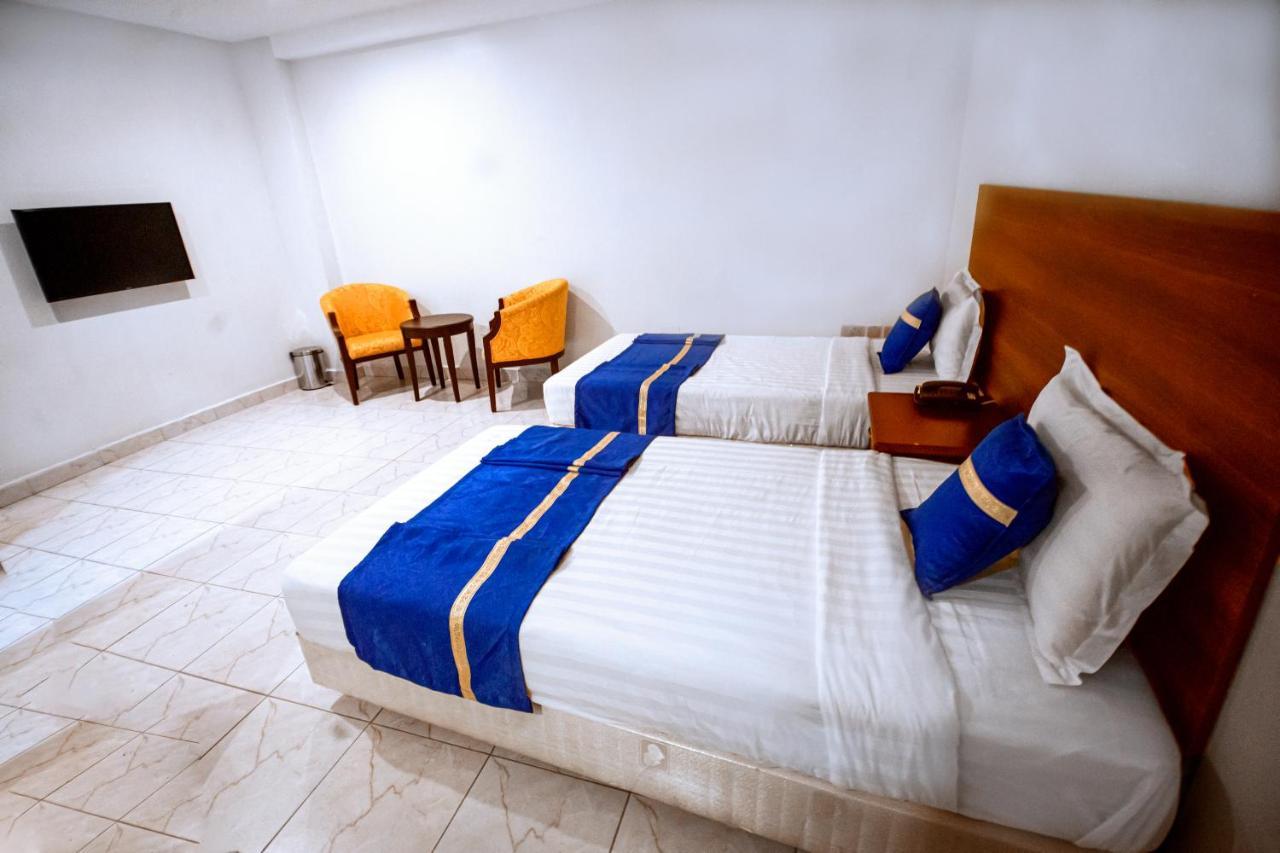 Koki Hotel Kampala Exteriér fotografie
