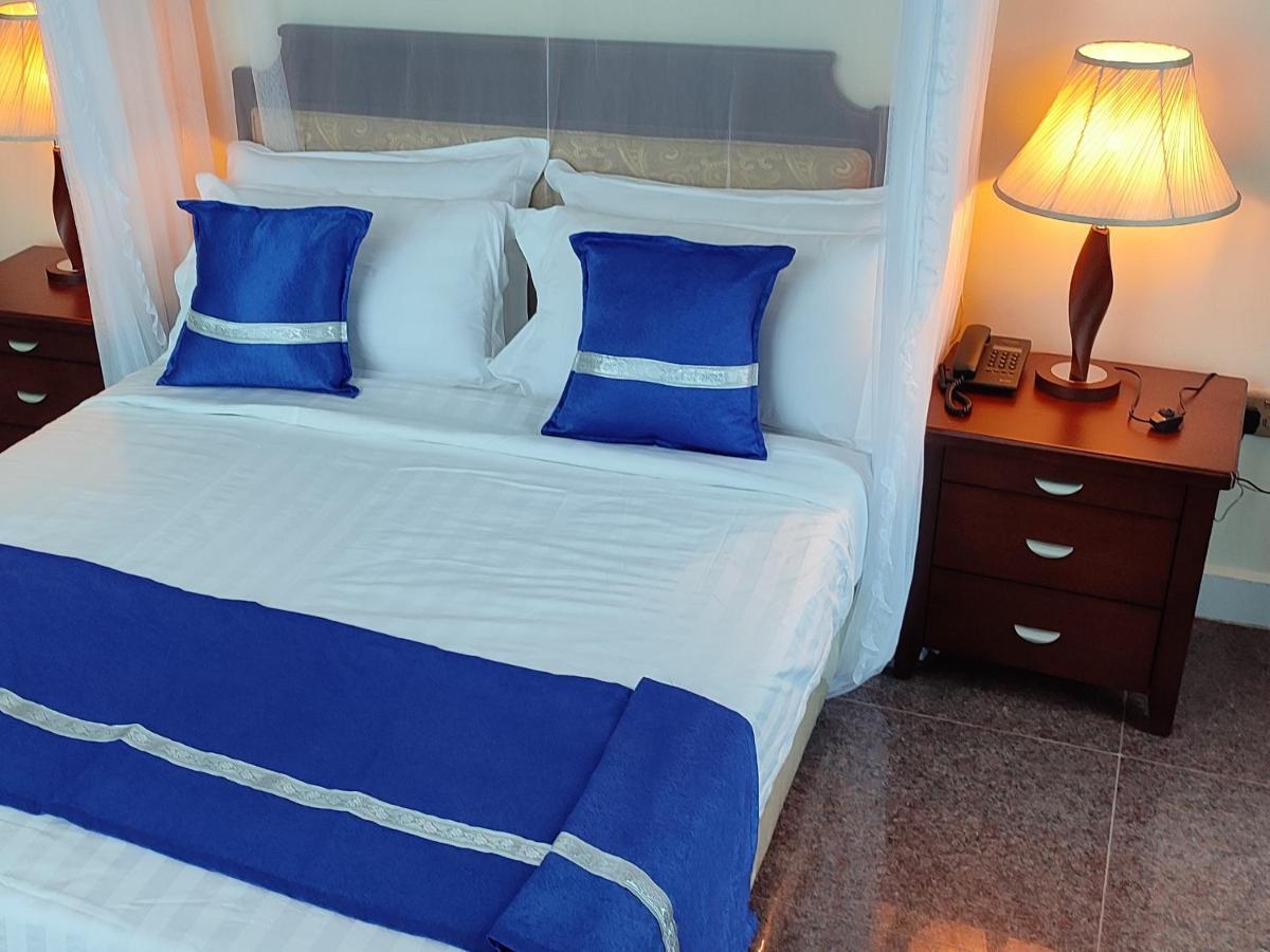 Koki Hotel Kampala Exteriér fotografie