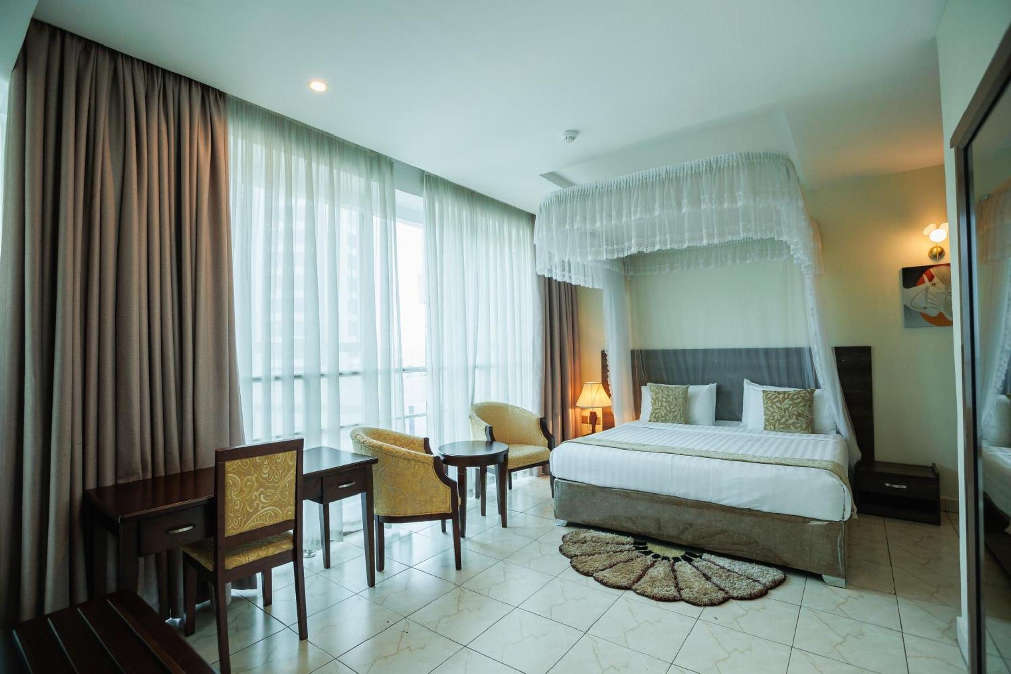 Koki Hotel Kampala Exteriér fotografie