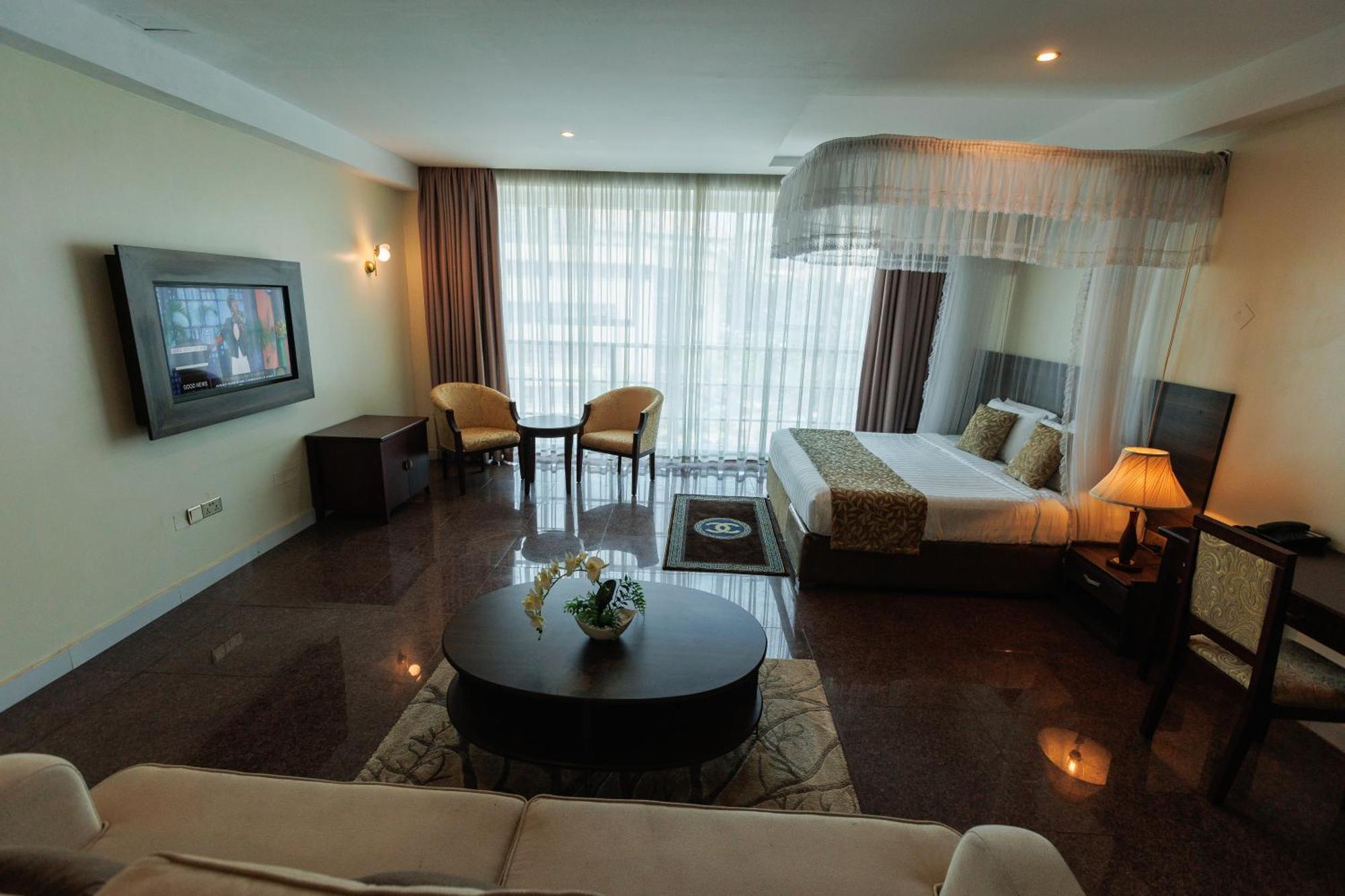 Koki Hotel Kampala Exteriér fotografie