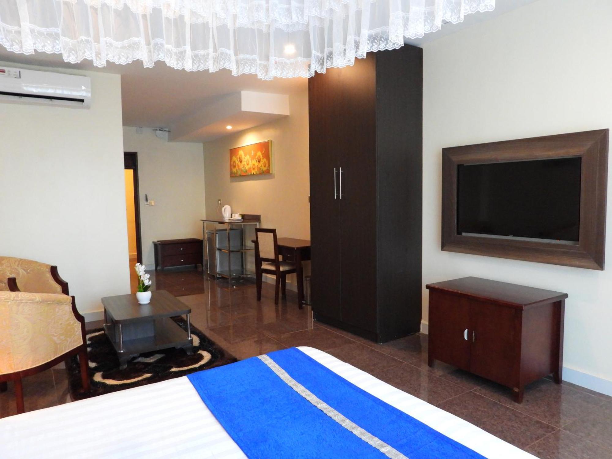 Koki Hotel Kampala Exteriér fotografie